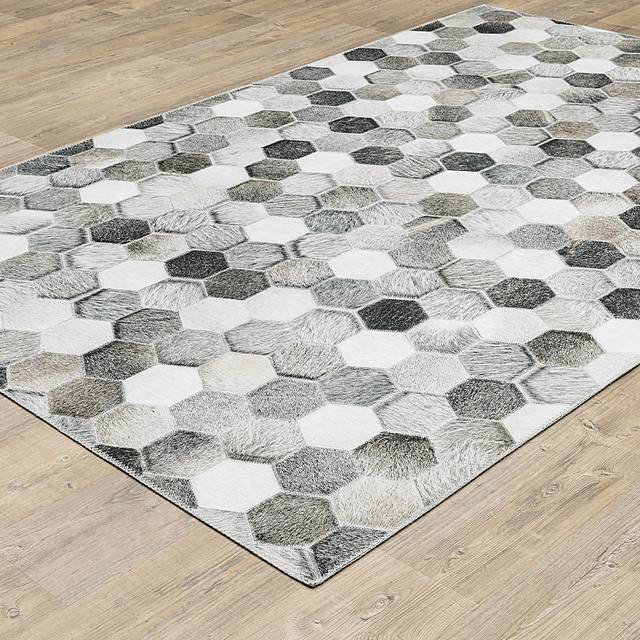 Cormier Gray 5' x 7' Rug - Thumbnail - Image 2