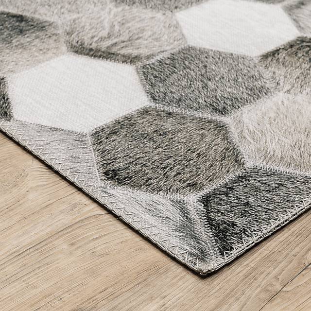 Cormier Gray 5' x 7' Rug - Thumbnail - Image 3