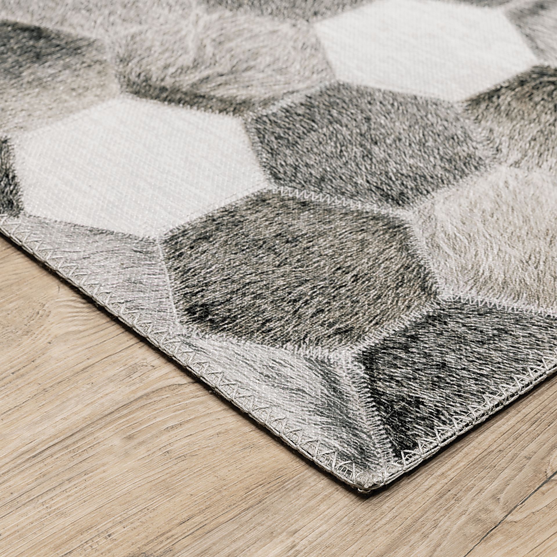 Cormier Gray 5' x 7' Rug - Image 3