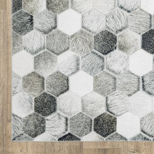Cormier Gray 5' x 7' Rug - Thumbnail - Image 4