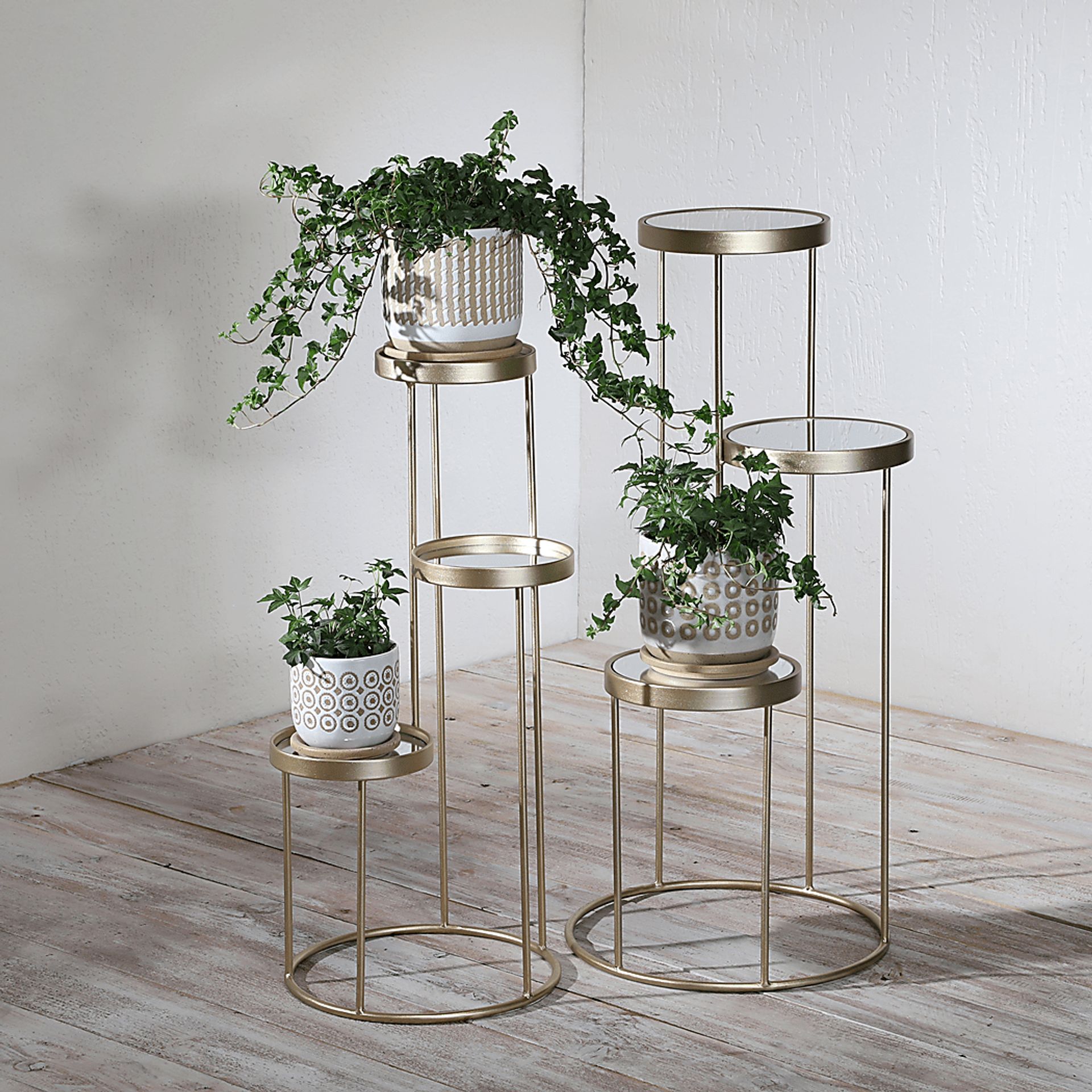 Corrdova Gold Planter, Set of 2 - Image 2