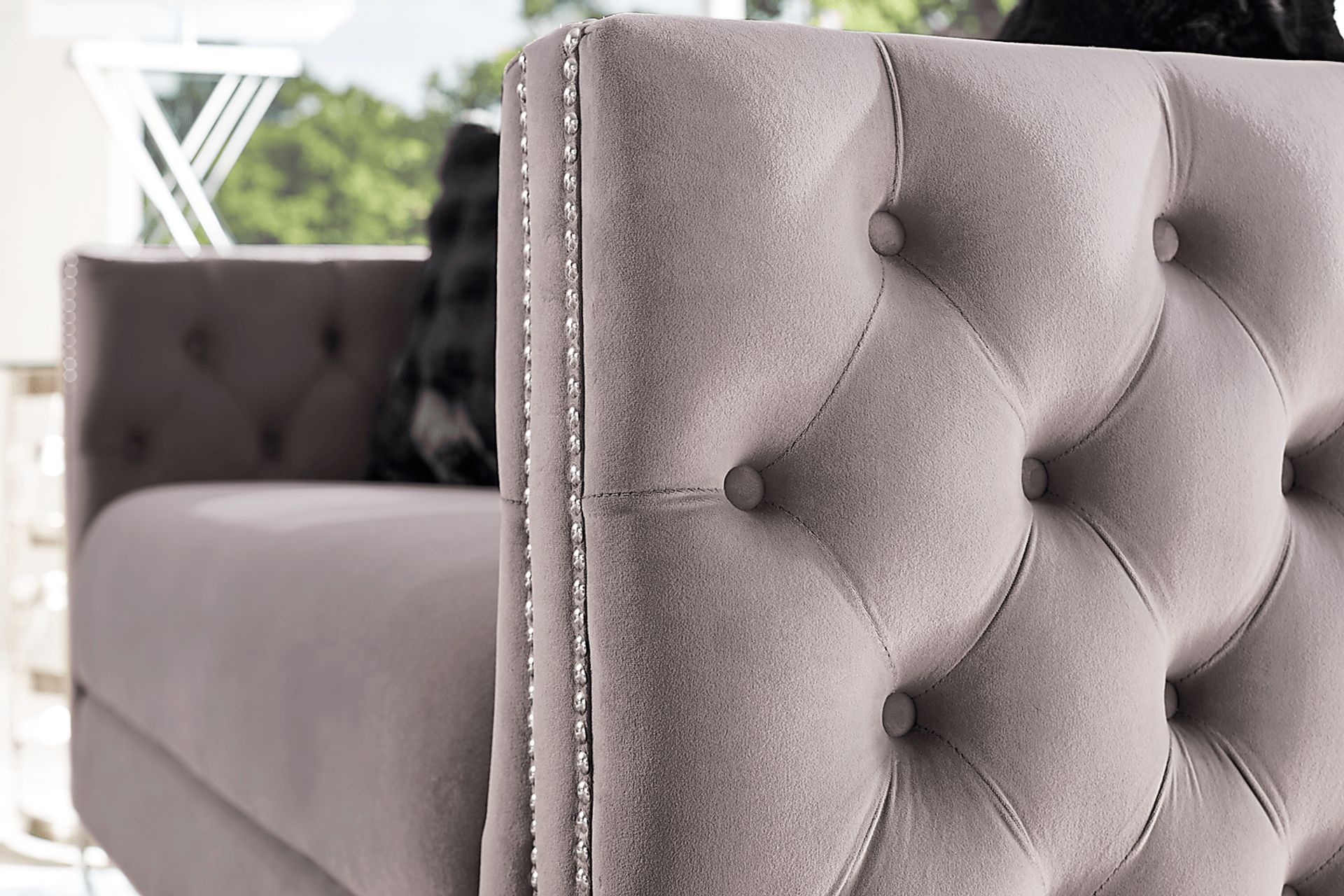 Corrella Gray Loveseat - Image 4