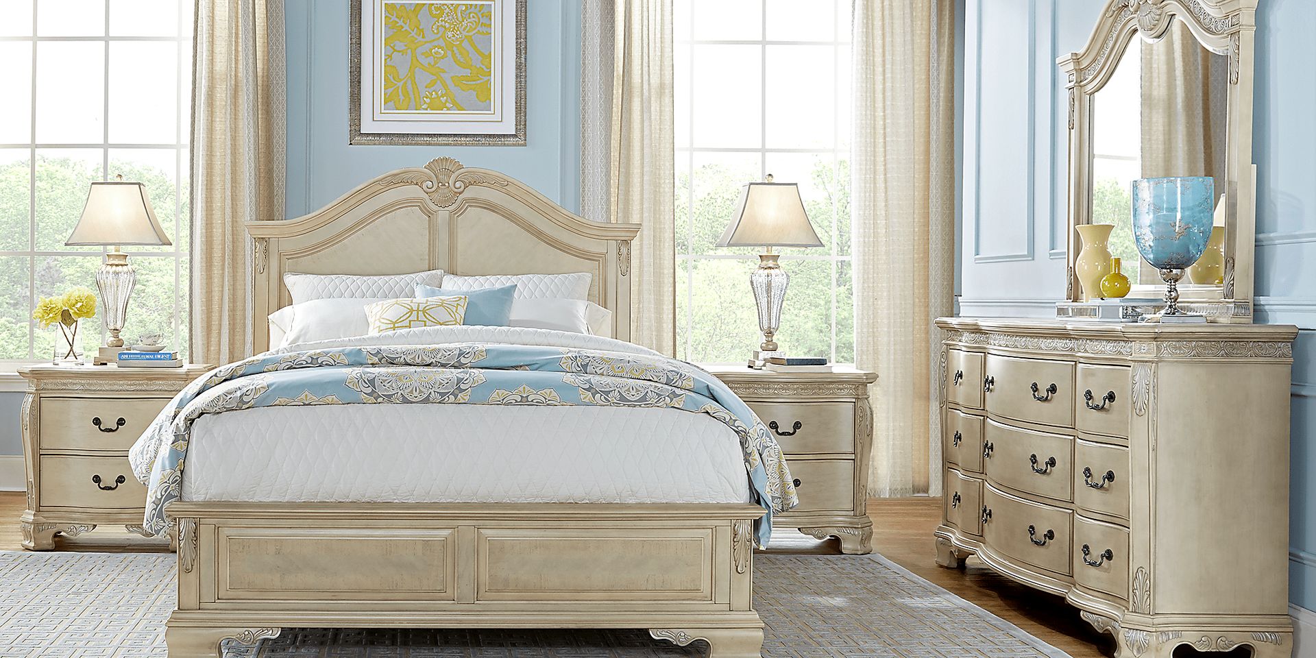 Cortinella Cream 7 Pc King Panel Bedroom - Image 1