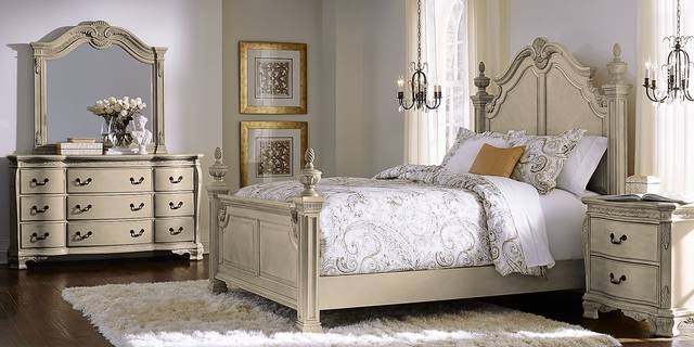 Cortinella Cream 7 Pc King Poster Bedroom - Thumbnail - Image 2