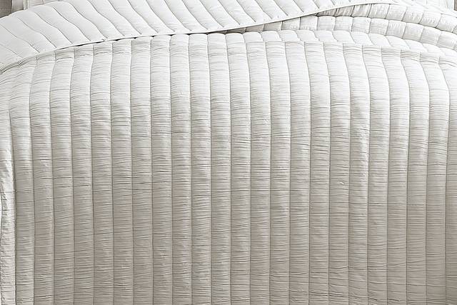 Corvair Ivory 3 Pc King Coverlet Set - Thumbnail - Image 2