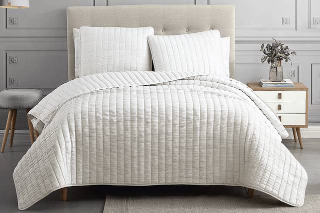Corvair Ivory 3 Pc King Coverlet Set - Thumbnail - Image 1