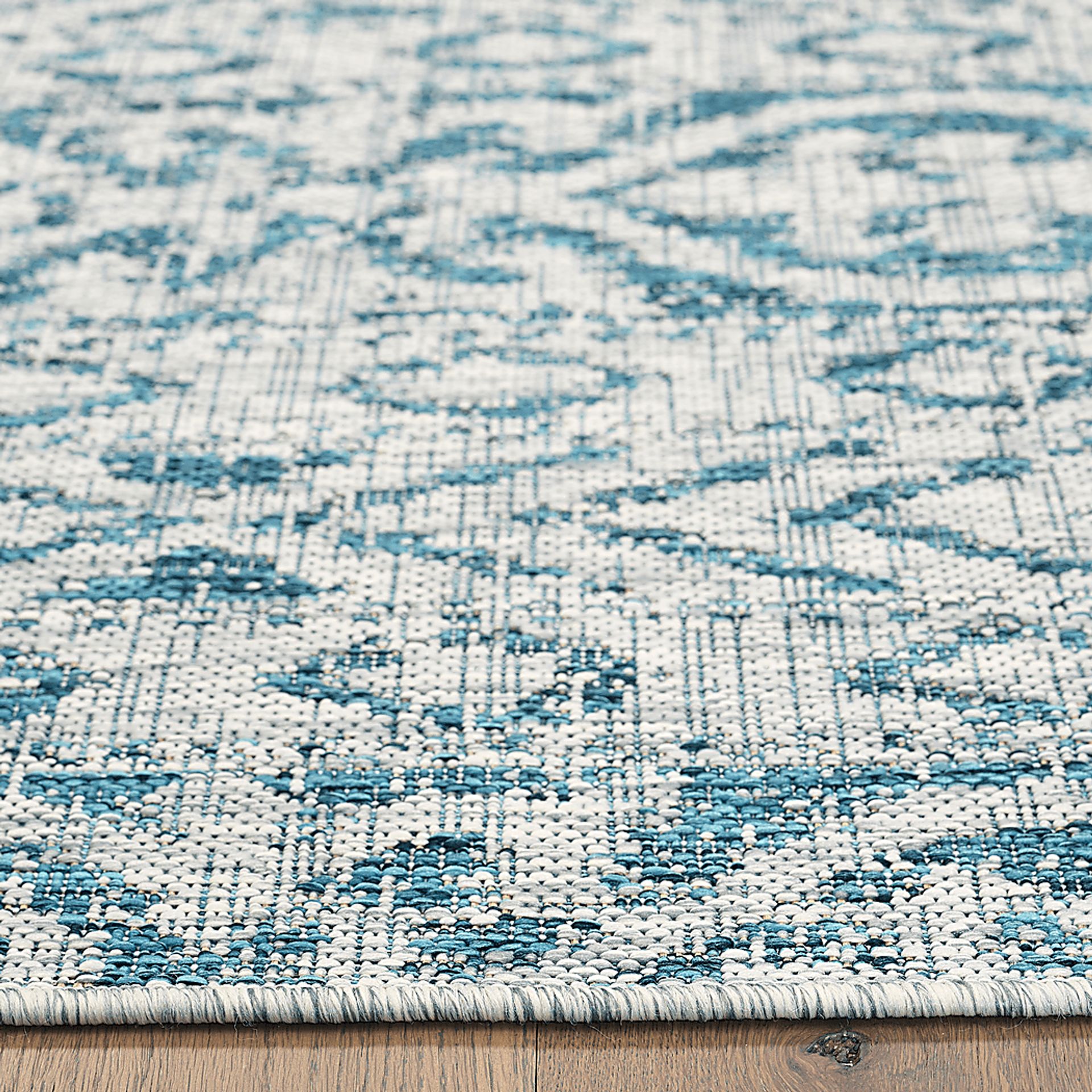 Cosevain Blue/Gray 5' x 8' Indoor/Outdoor Rug - Image 3