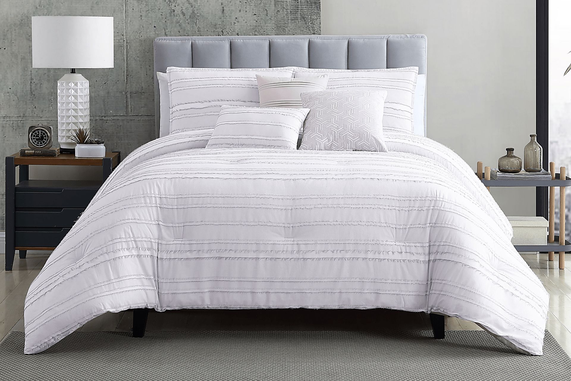 Cosgrave White Gray 6 Pc King Comforter Set - Image 1