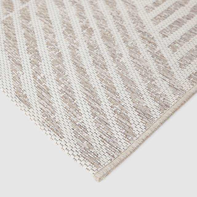 Cosgrove Light Taupe 5'3 x 7' Indoor/Outdoor Rug - Thumbnail - Image 4