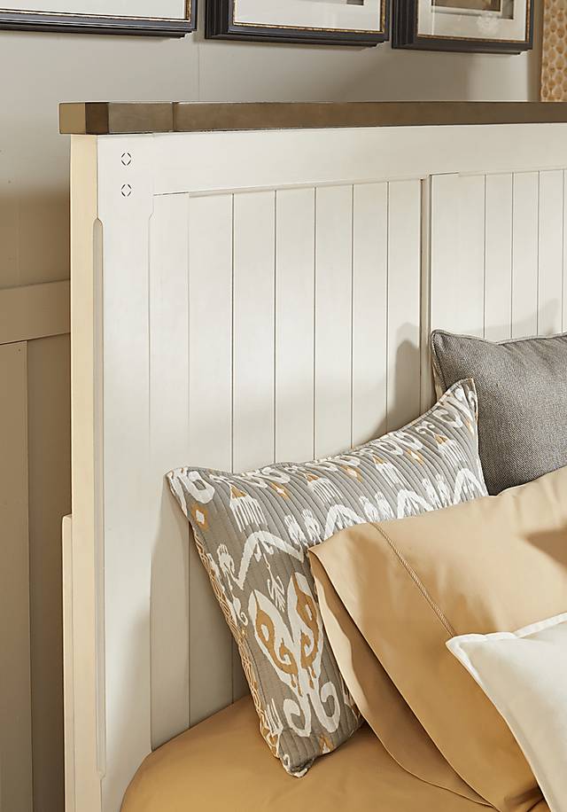 Cottage Town White 7 Pc King Panel Bedroom - Thumbnail - Image 3