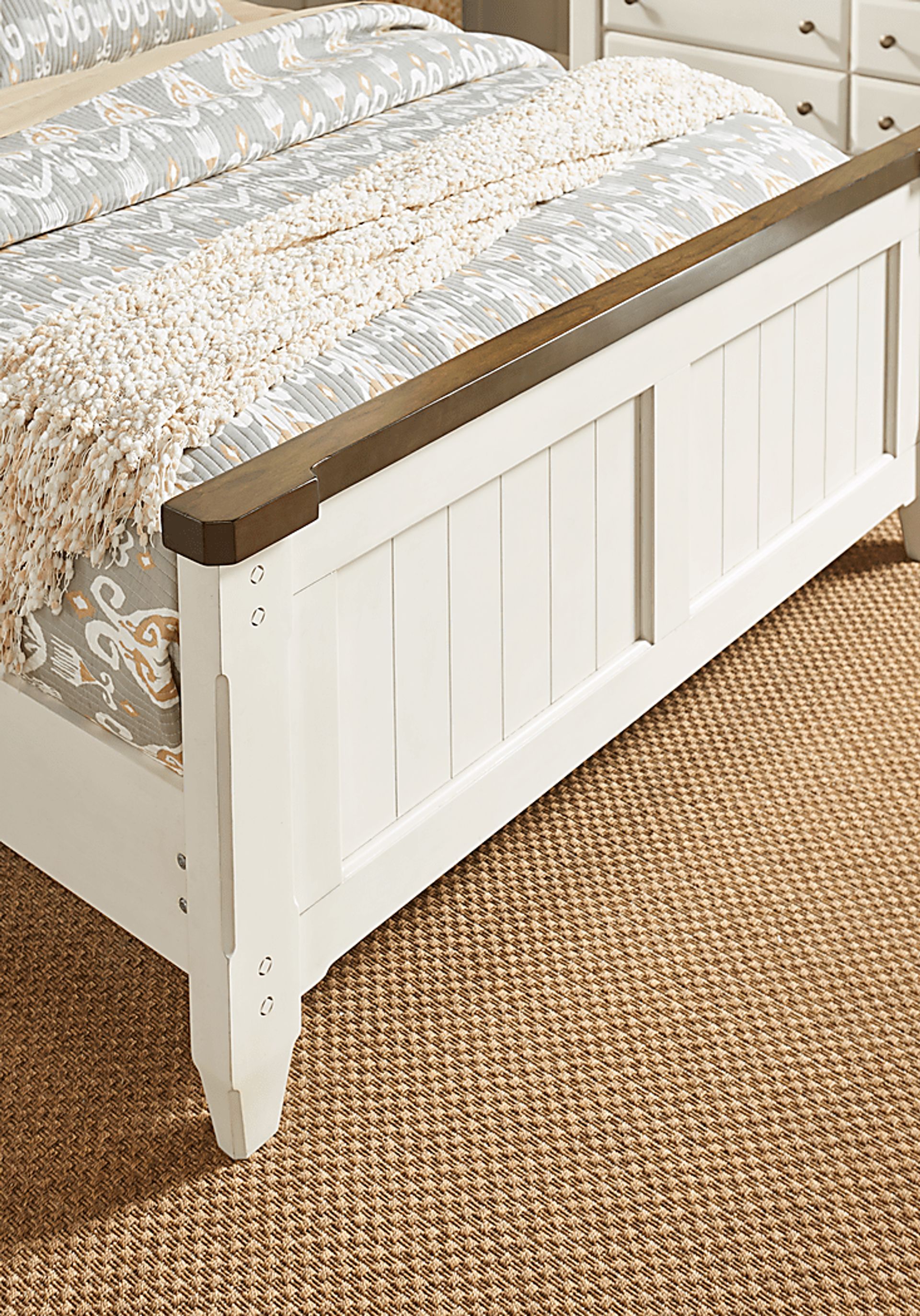 Cottage Town White 5 Pc King Panel Bedroom - Image 4