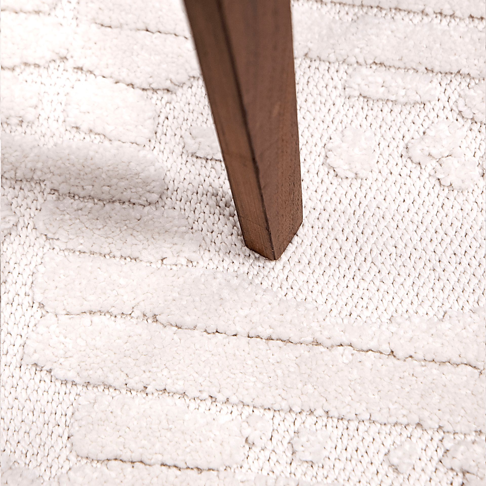 Counce White 5'3 x 7'6 Rug - Image 4