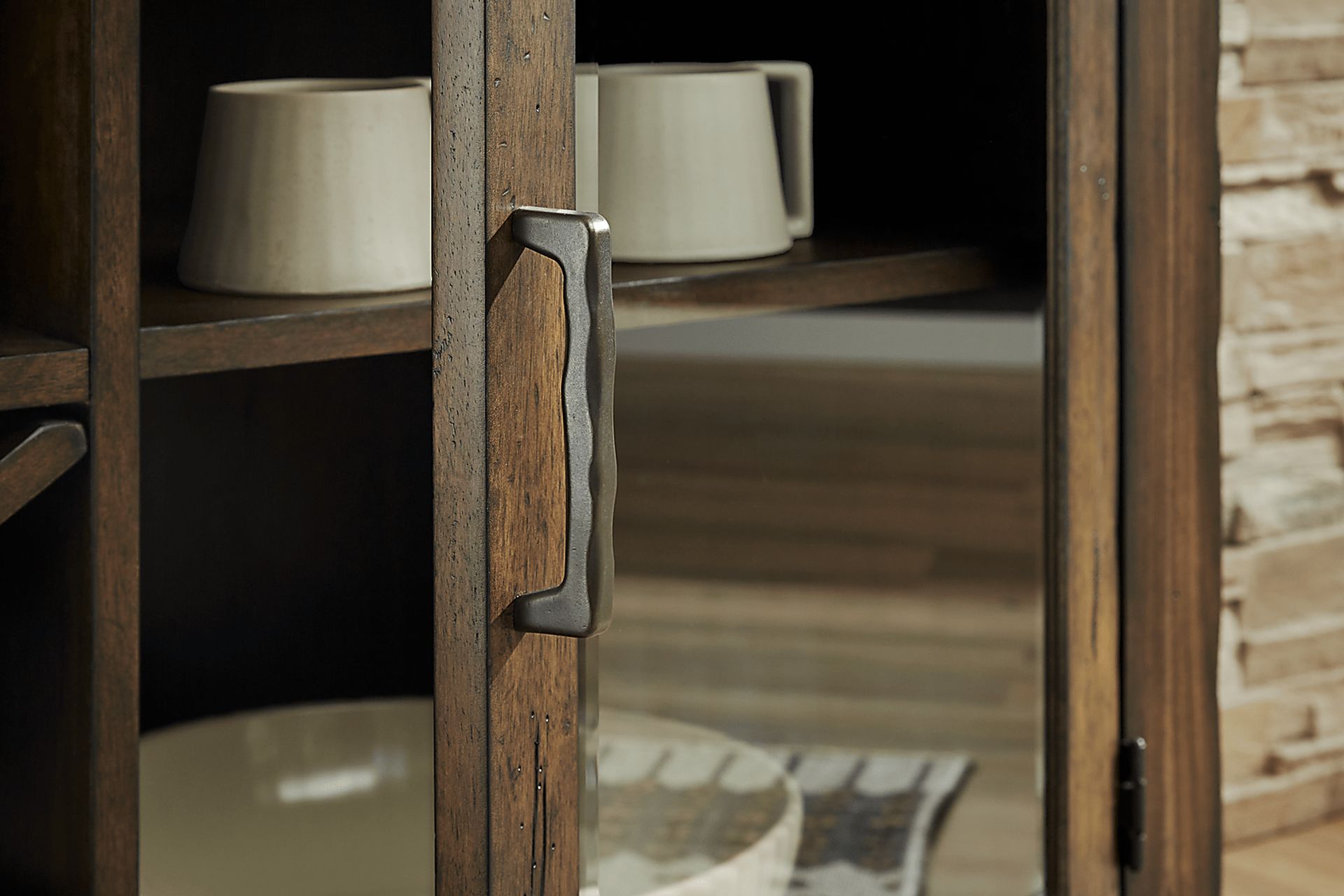 Covered Bridge Tobacco Server - Image 5
