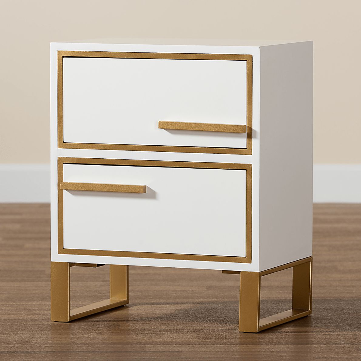 Coveyrise White Nightstand