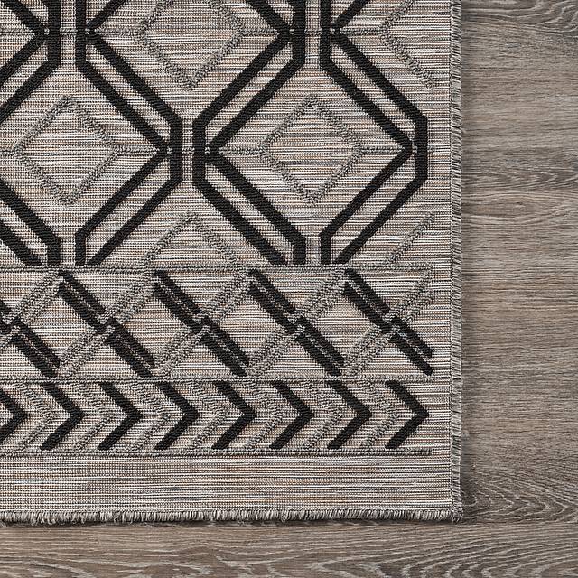 Cowanbo Black 5' x 7' Indoor/Outdoor Rug - Thumbnail - Image 4