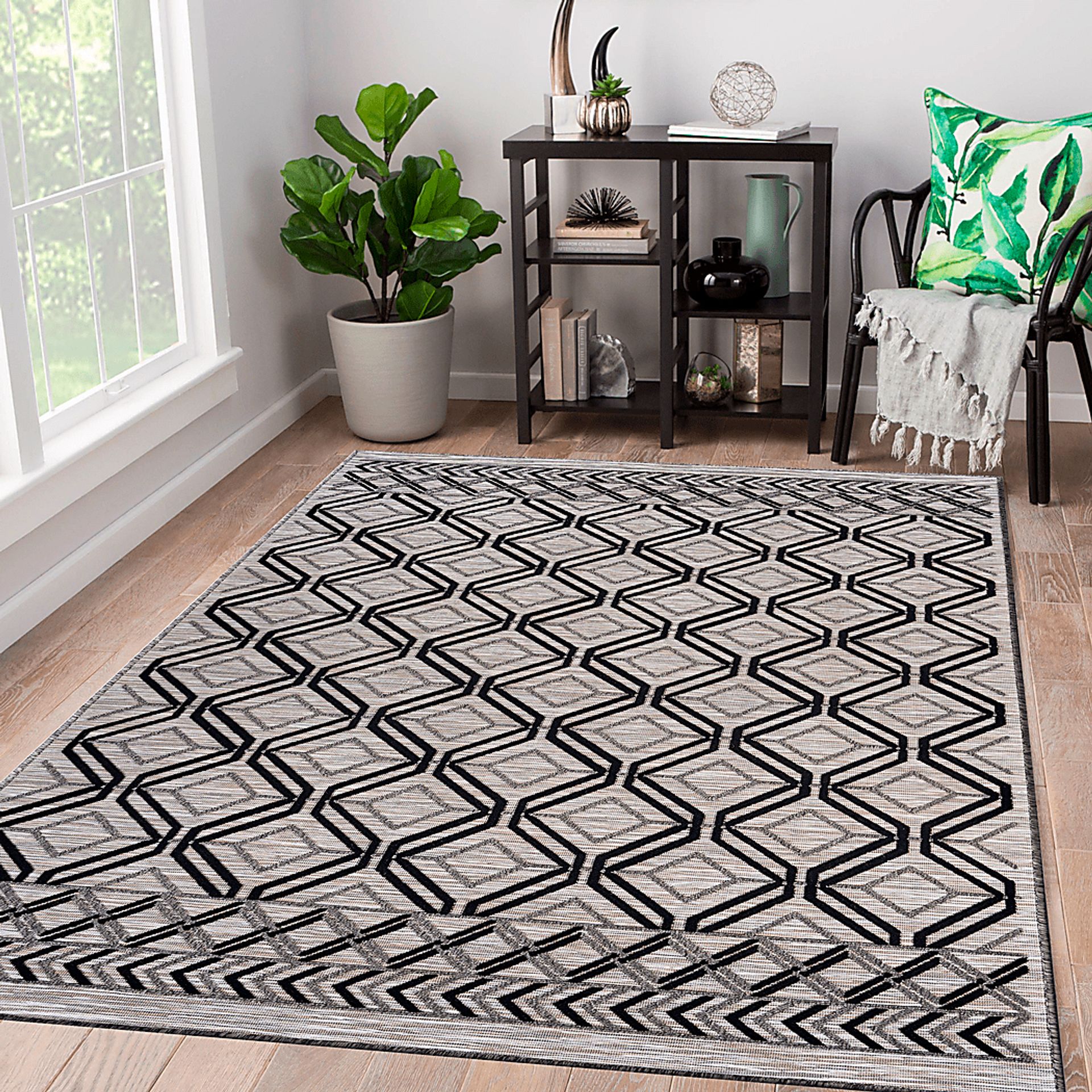 Cowanbo Black 7'9 x 9'9 Indoor/Outdoor Rug - Image 2