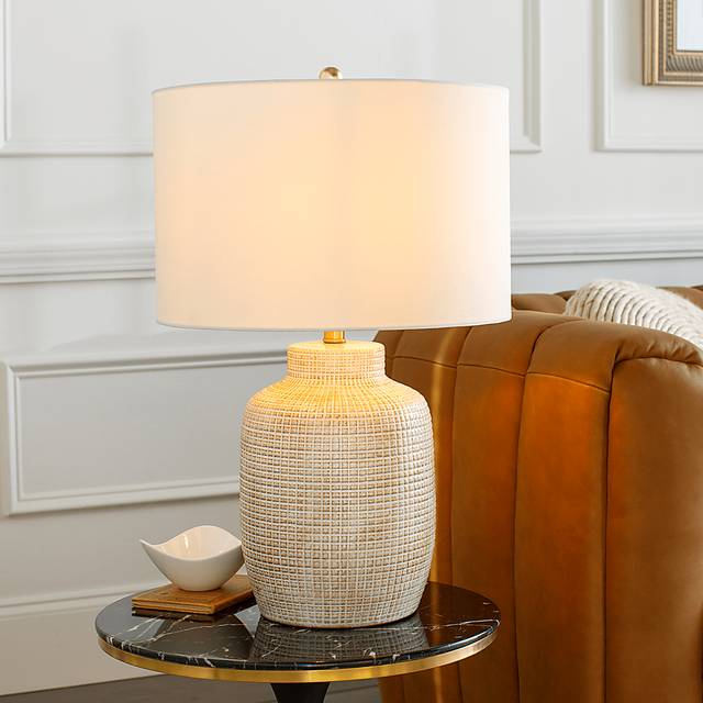 Crabtree Grove White Lamp - Thumbnail - Image 4