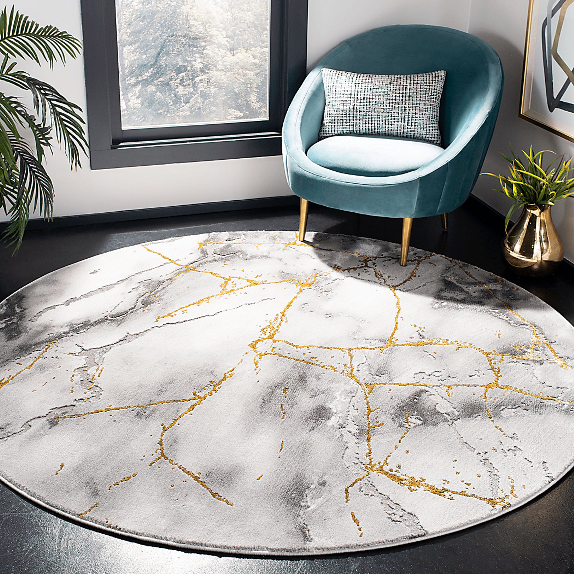 Cracked Marble Gray 8' Round Rug - Image 5