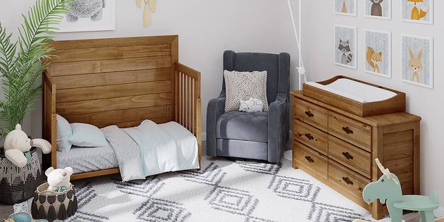 Creekside Chestnut 6 Pc Nursery with Toddler & Conversion Rails - Thumbnail - Image 3