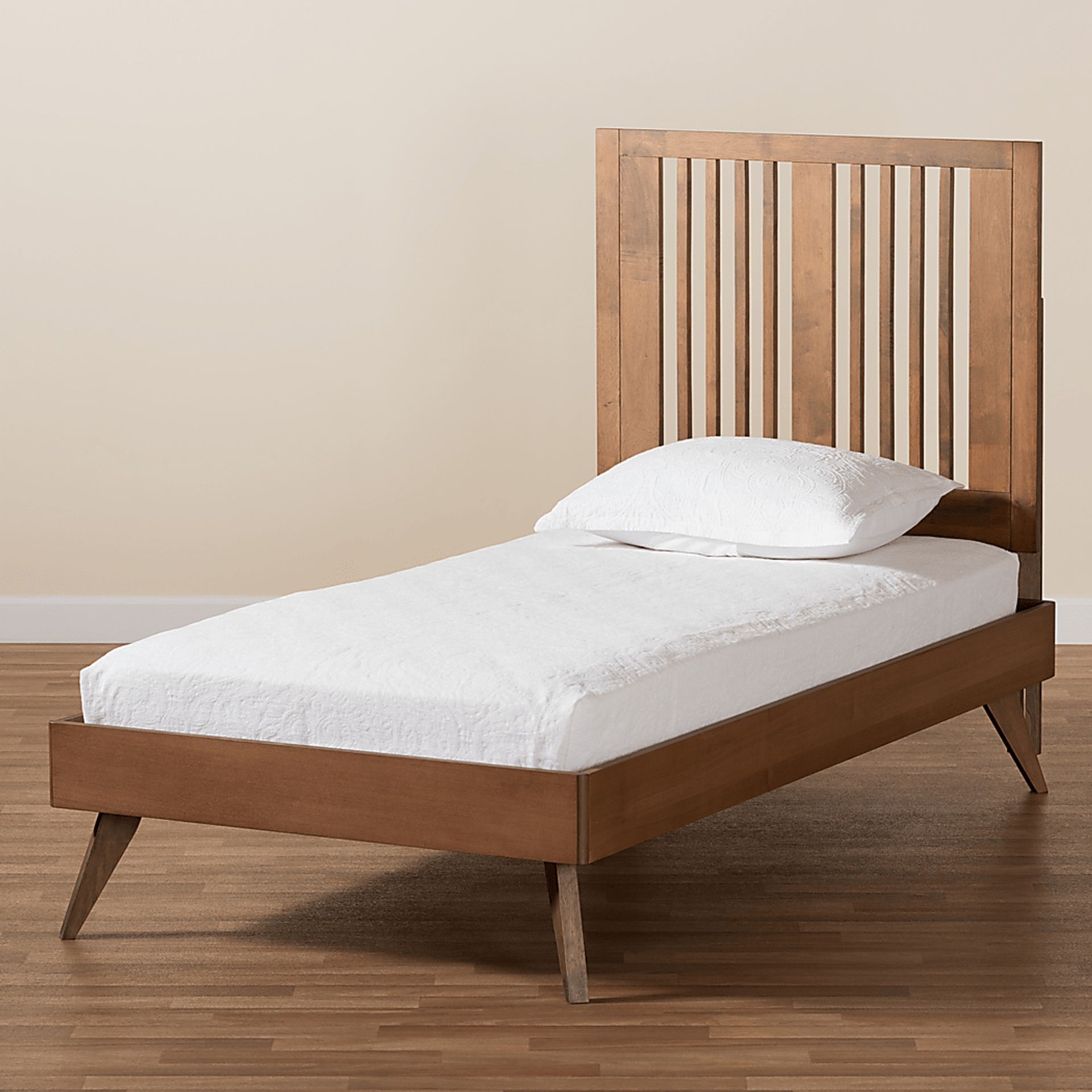 Cresstone Brown Twin Bed - Image 6