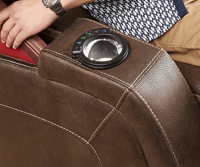 Crestline Chocolate Dual Power Reclining Console Loveseat - Thumbnail - Image 3