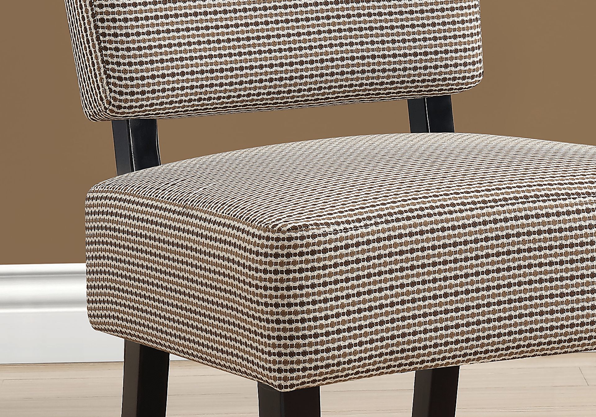 Crestover Tan Accent Chair - Image 3