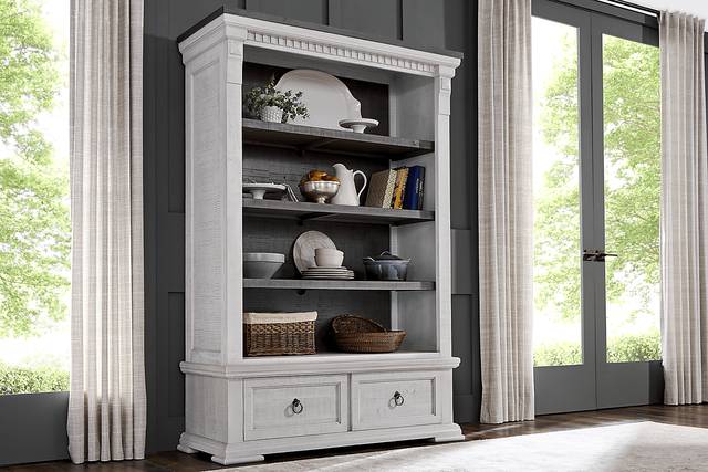 Crestwell Manor White China Cabinet - Thumbnail - Image 2
