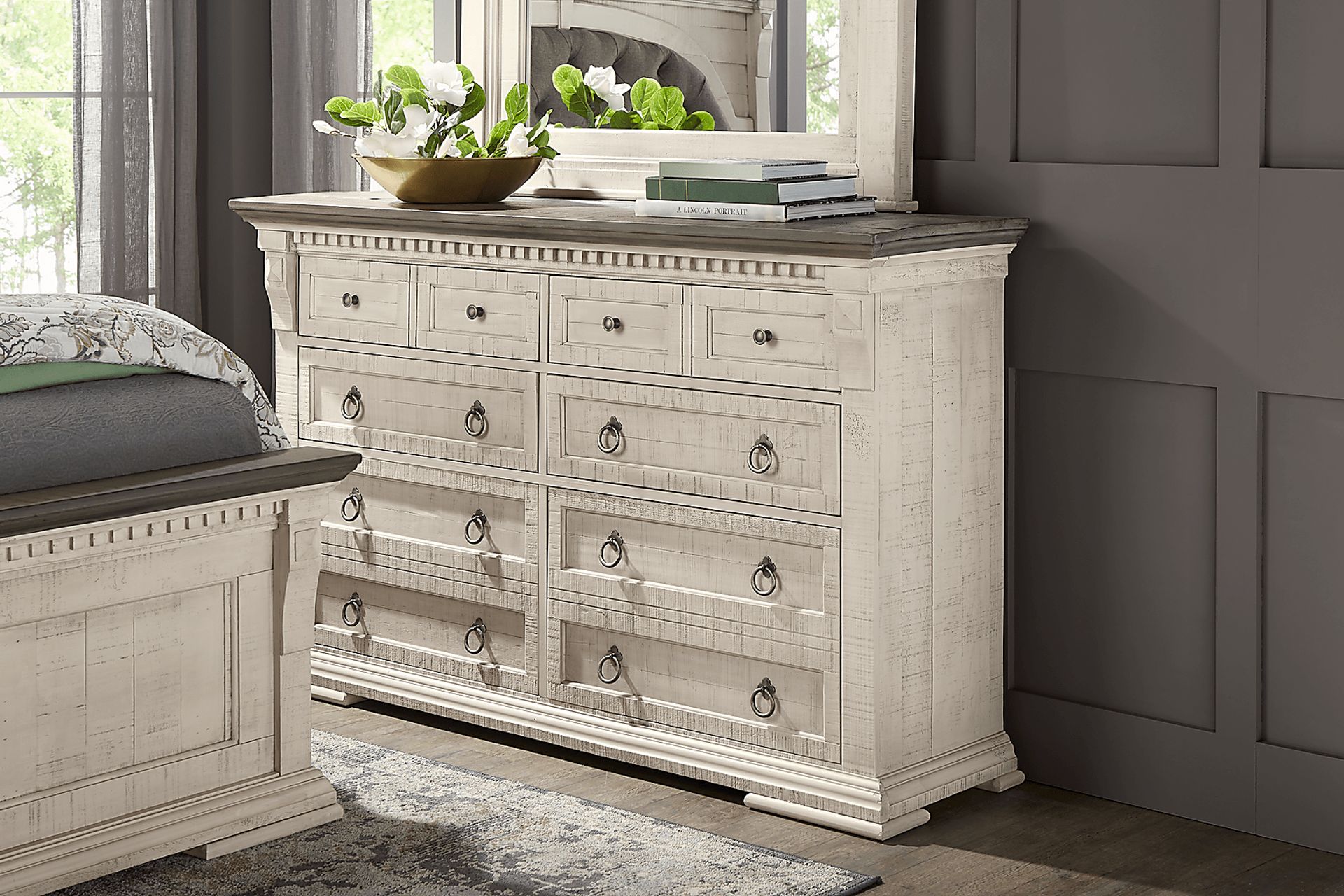 Crestwell Manor White 7 Pc King Upholstered Bedroom - Image 7
