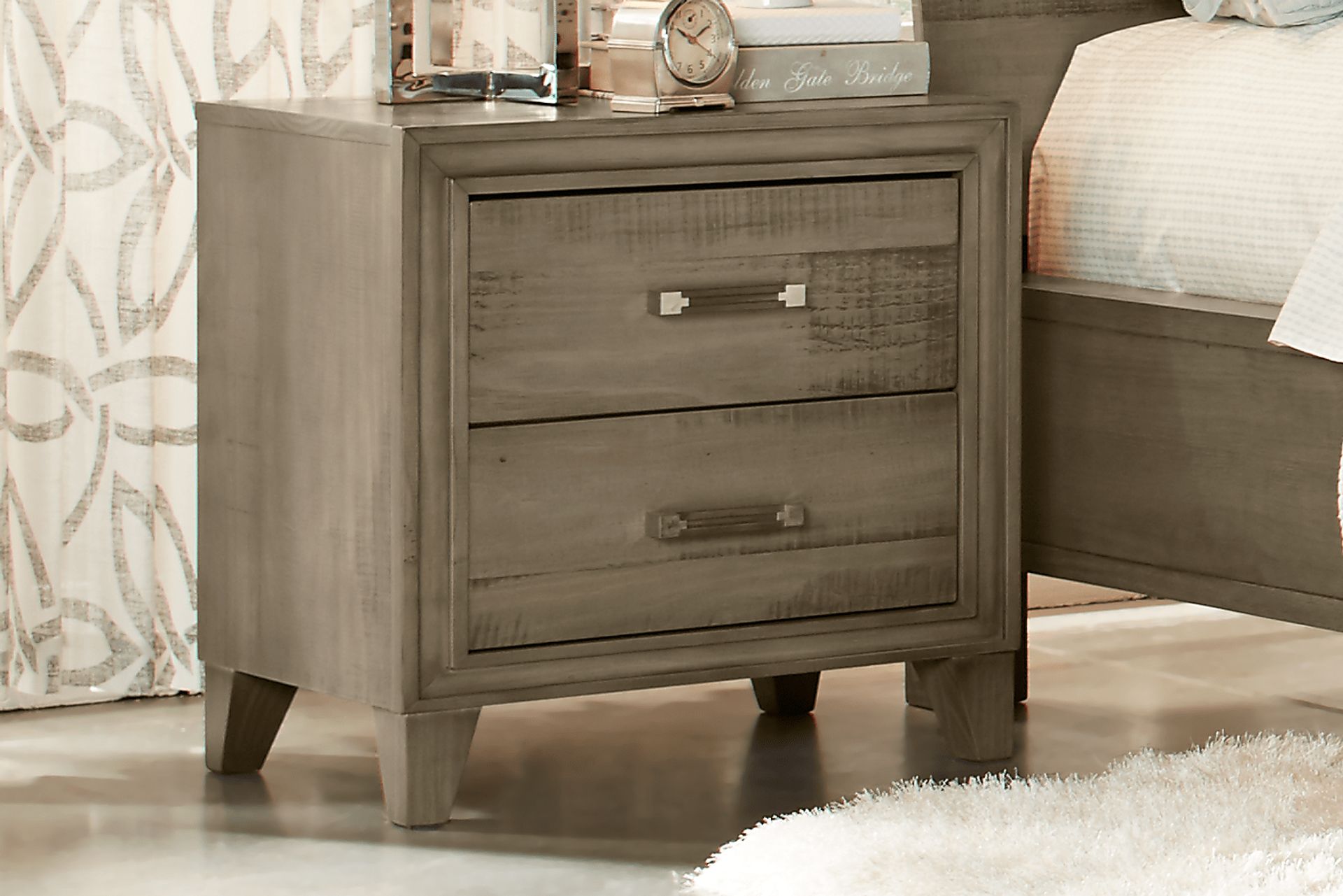 Rooms to go night tables discount
