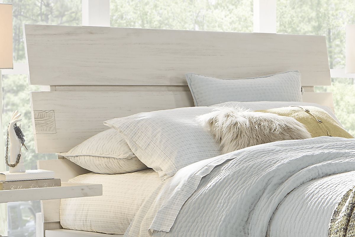 Crestwood Creek 5 Pc Ivory Light Wood,White King Bedroom Set With