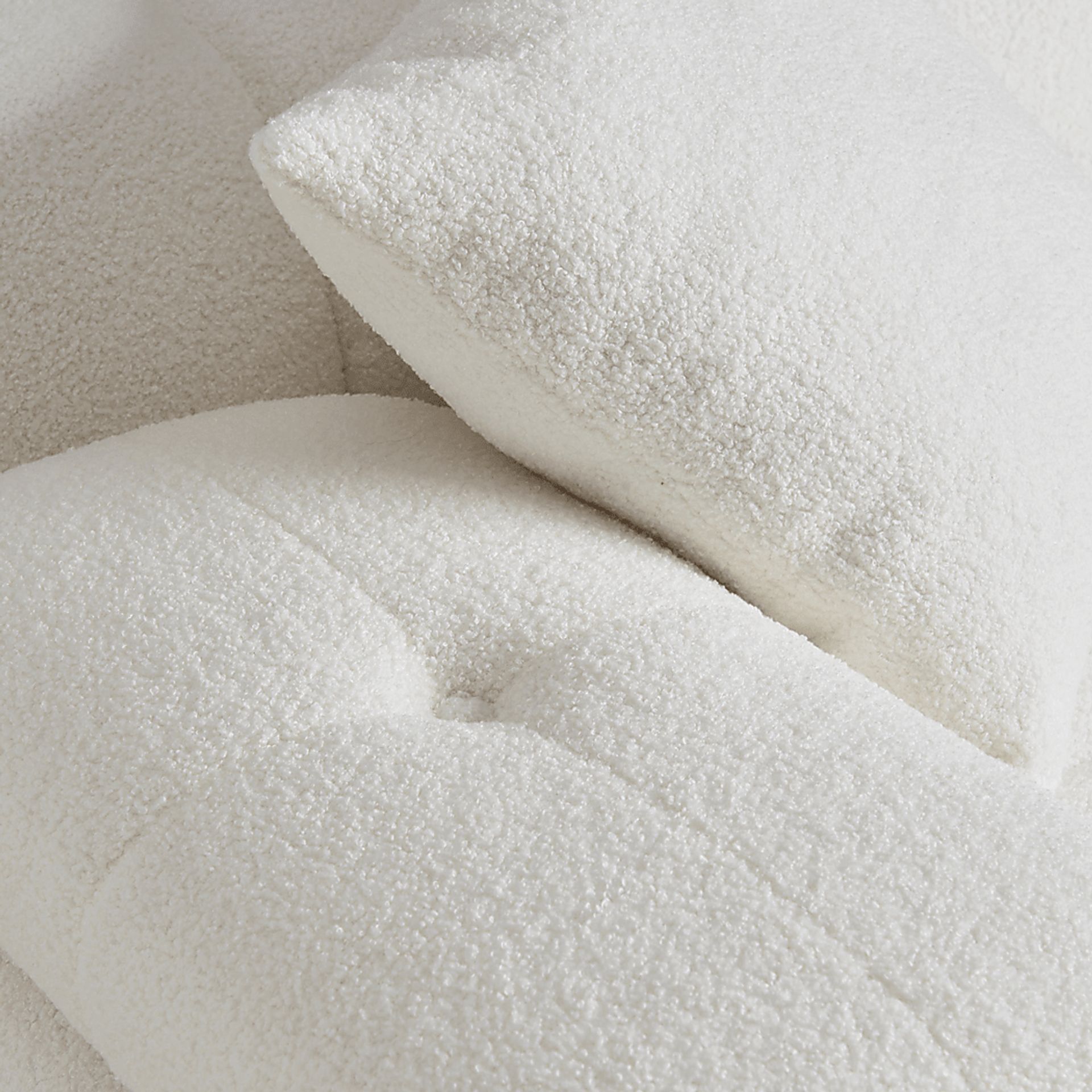 Crianza Cream Loveseat - Image 5