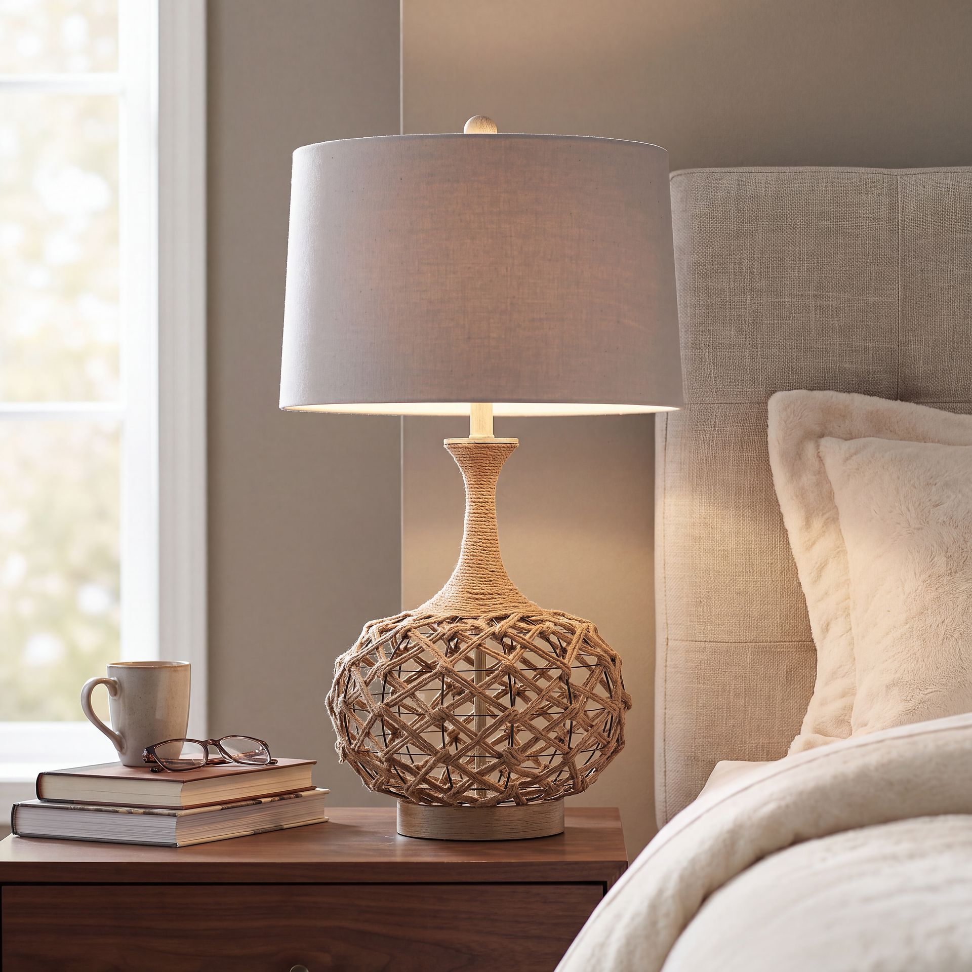 Criefton Beige Lamp - Image 2