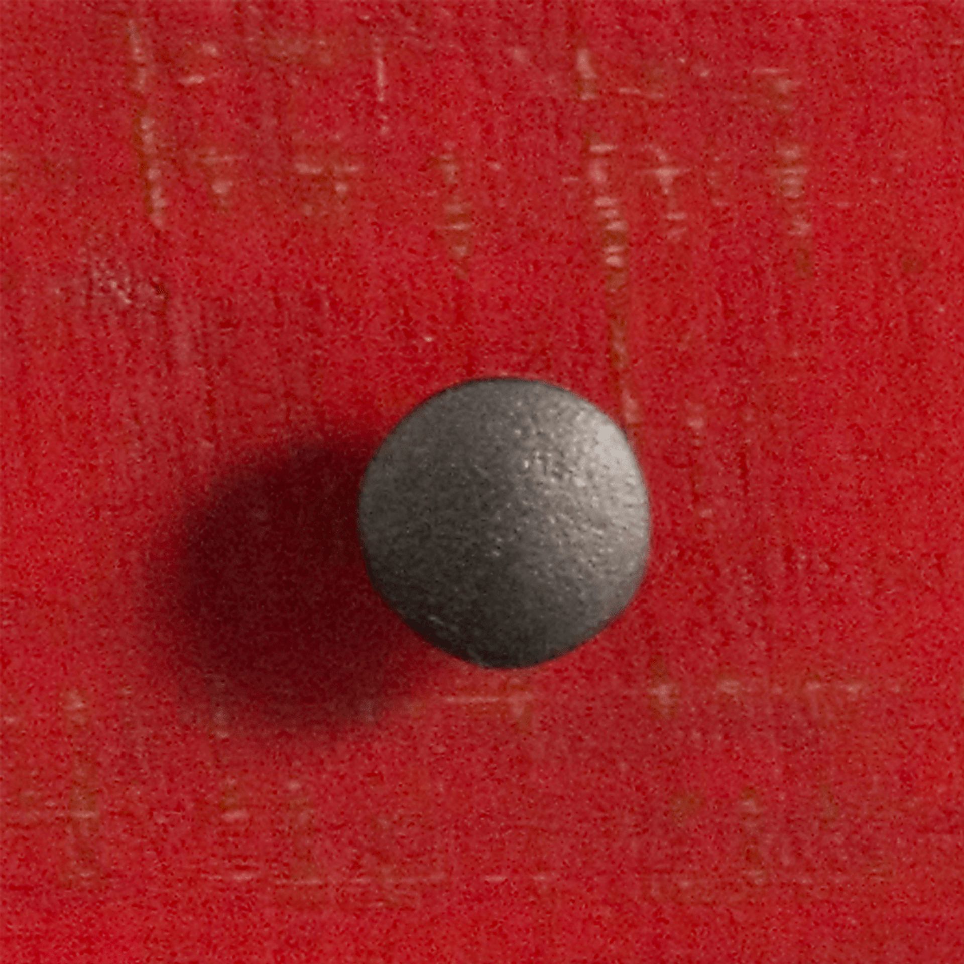 Crislynndale Red Accent Chest - Image 4