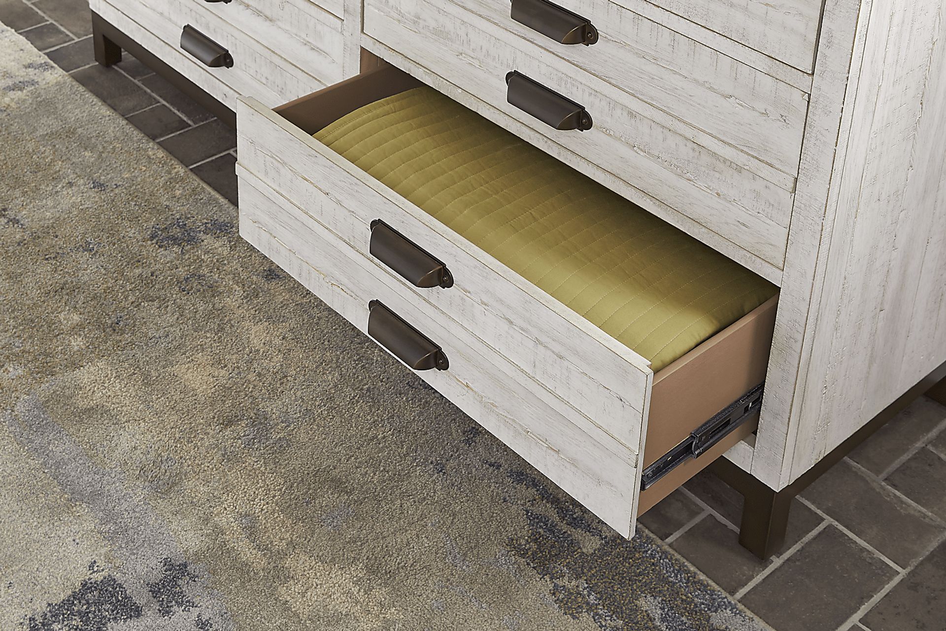 Crossgate White Dresser - Image 5