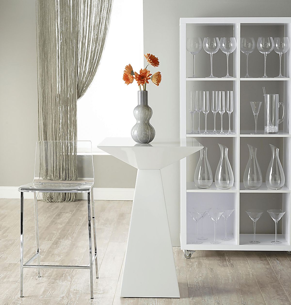 Crownhardt Clear White Counter Stool, Set Of 2 Rooms to Go