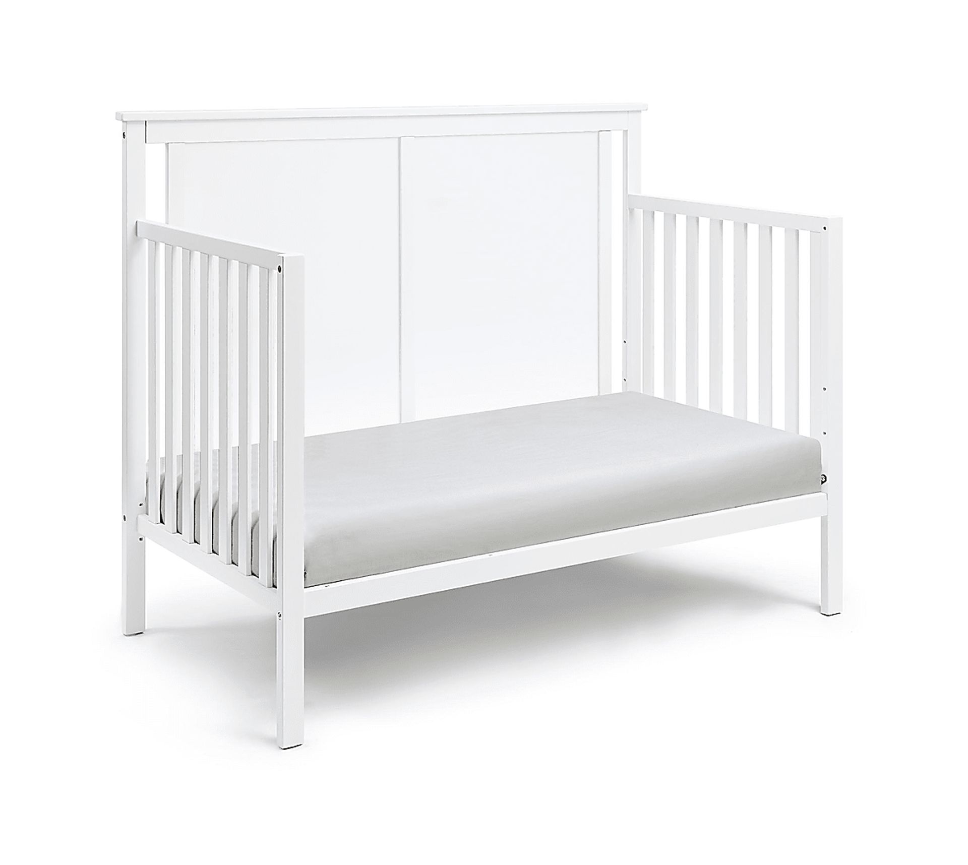 Crownspoint White Convertible Crib - Image 5