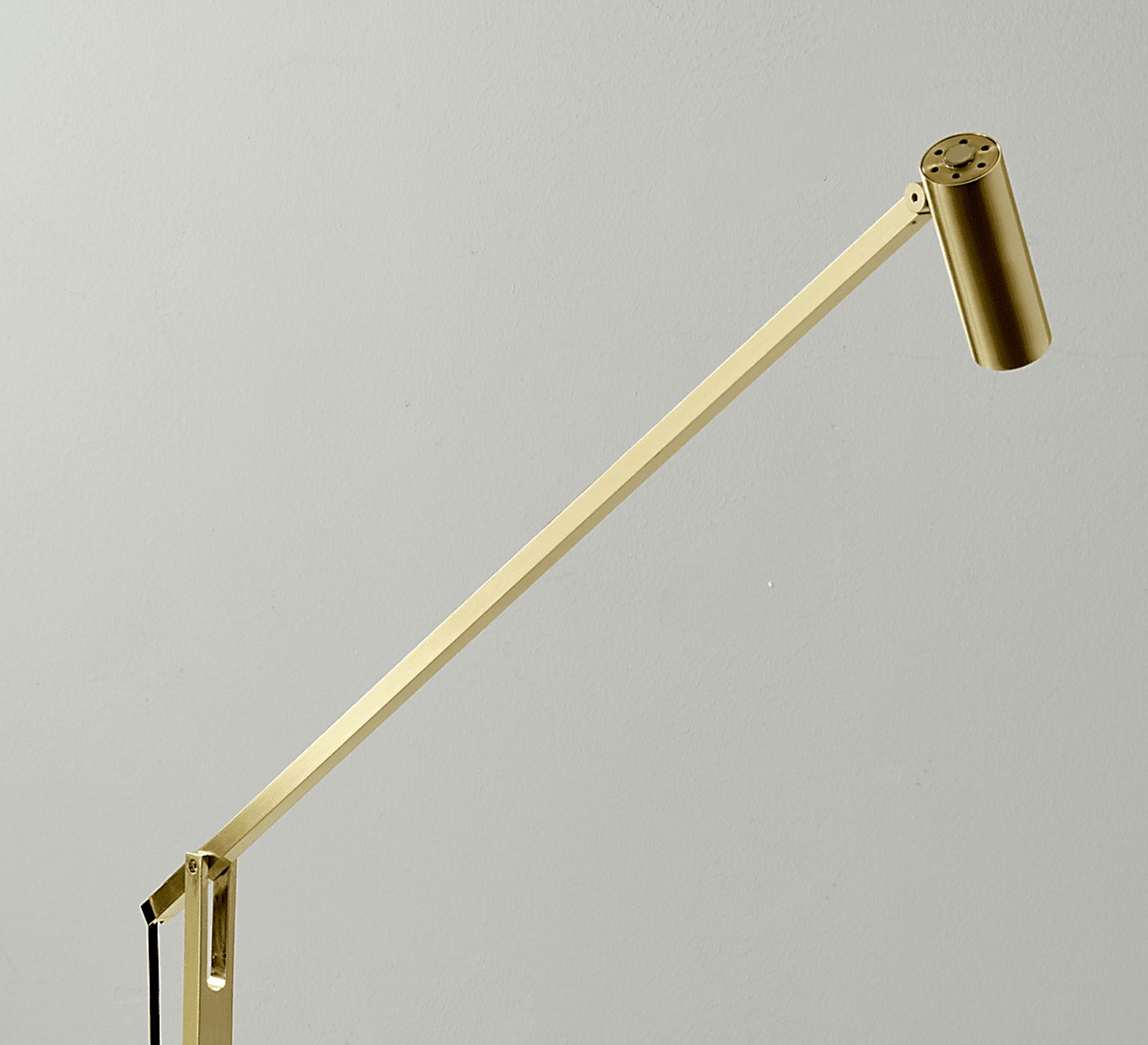 Crowson Gold Lamp - Image 3