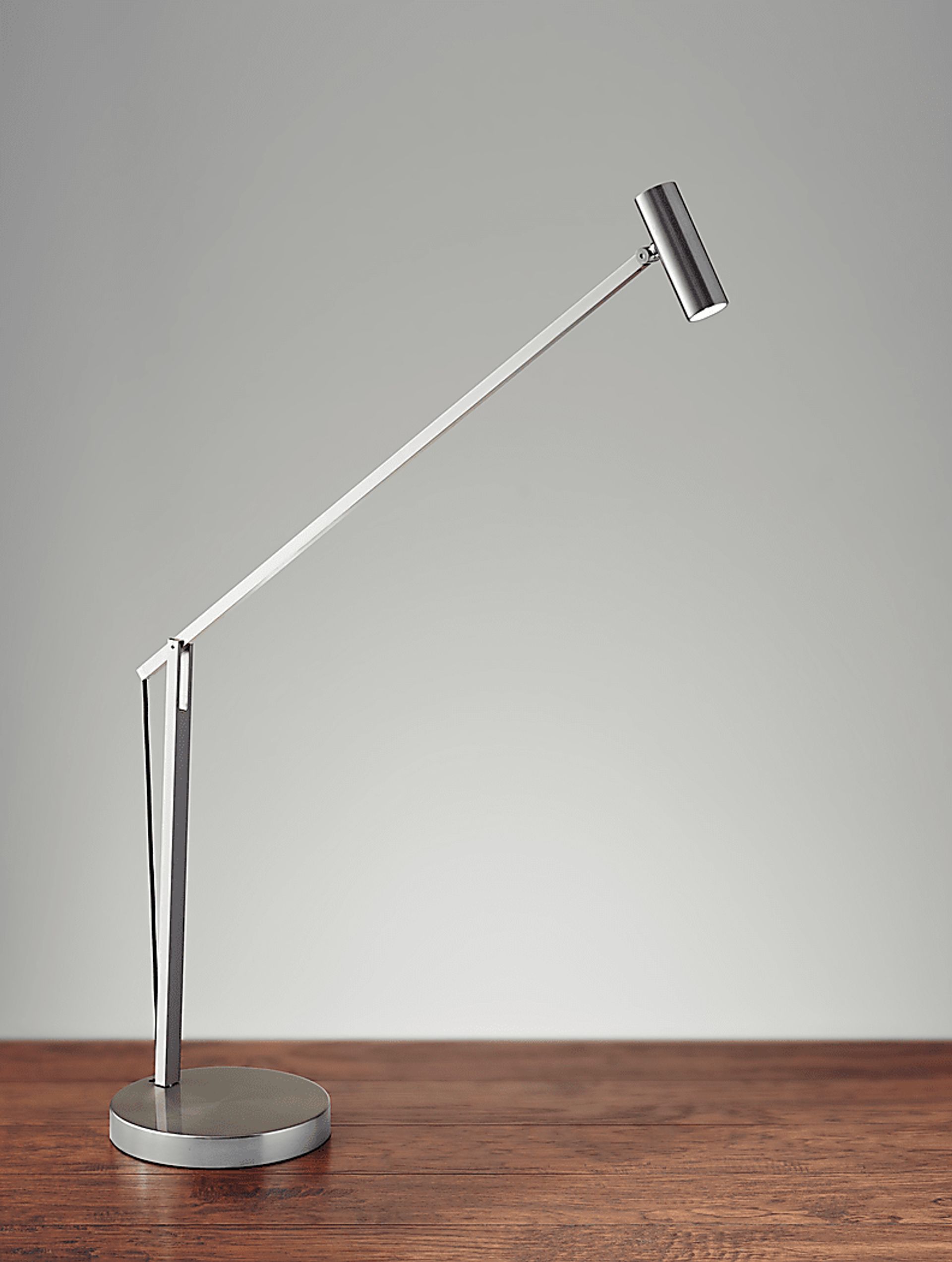 Crowson Silver Lamp - Image 2