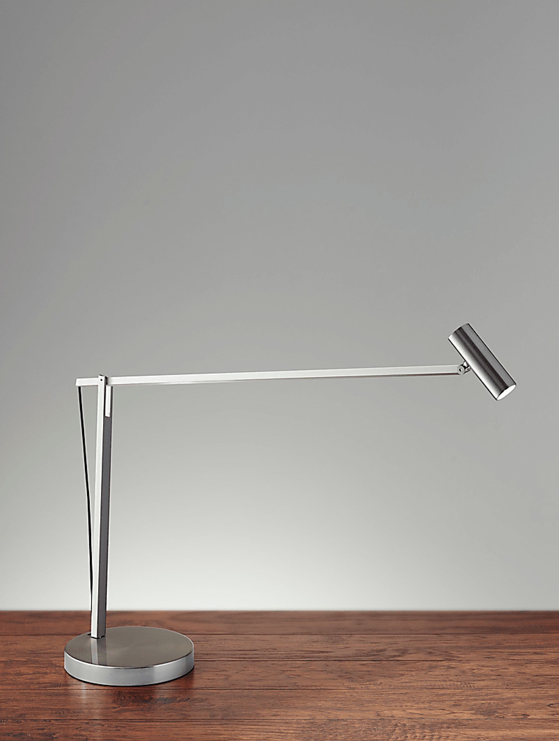 Crowson Silver Lamp - Image 3