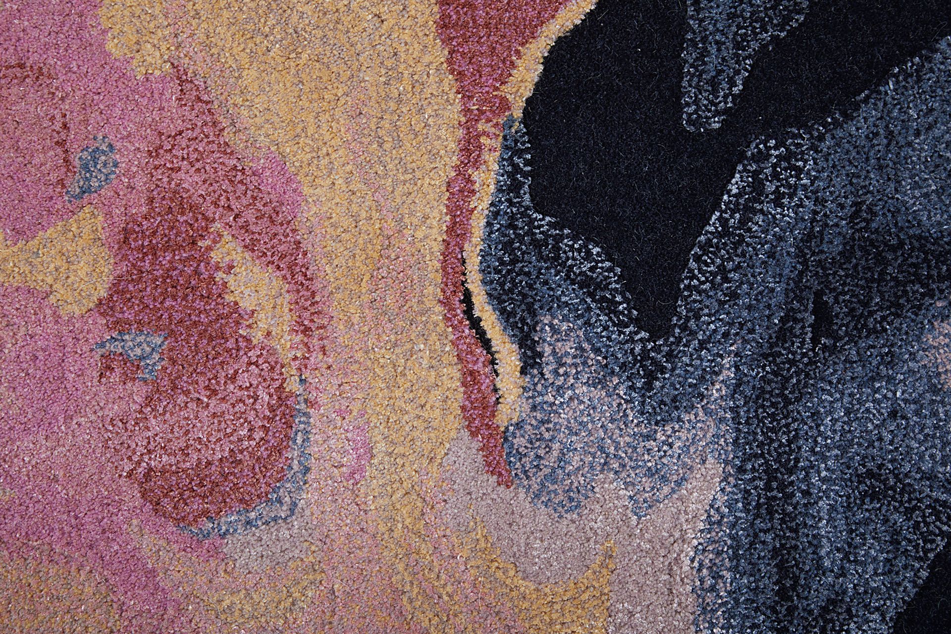 Cualli Pink/Blue 8' x 10' Rug - Image 5