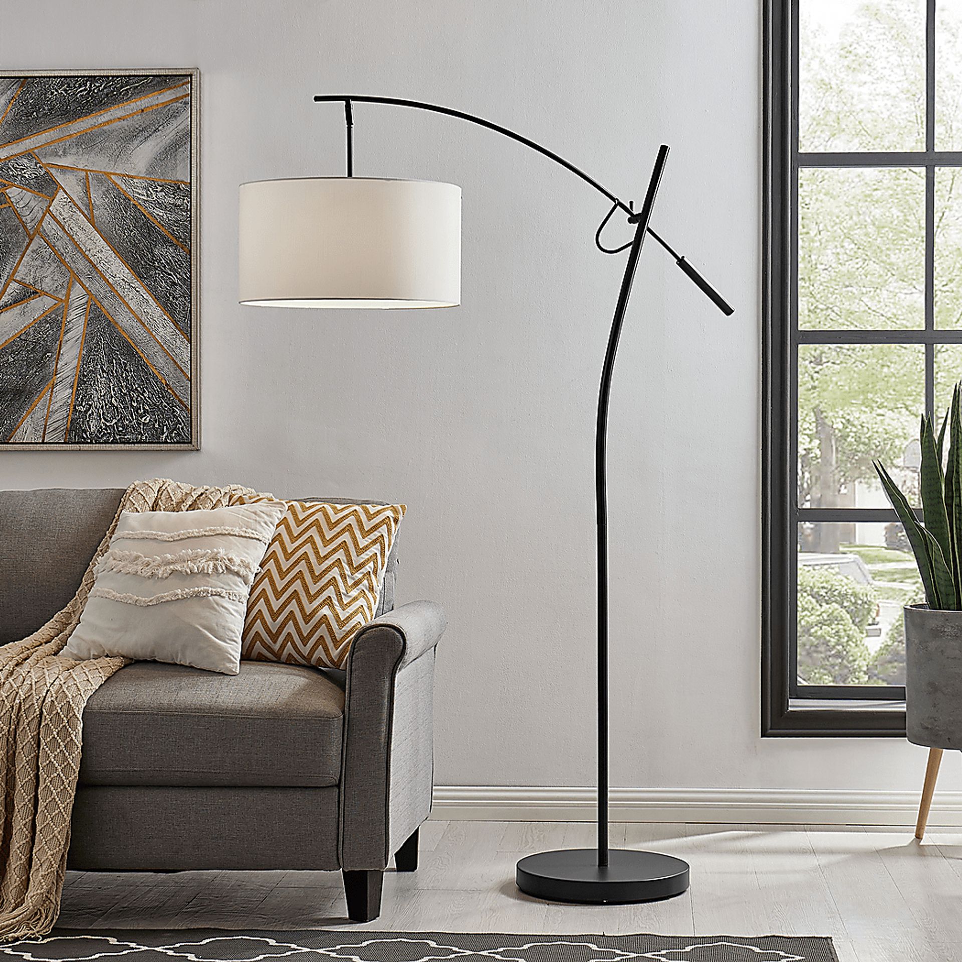 Curtner Court Black Floor Lamp - Image 3