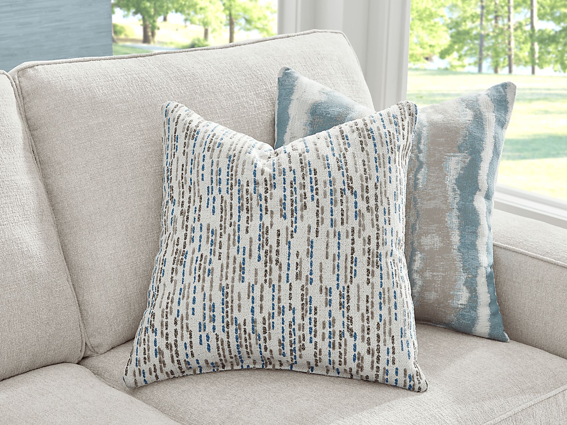 Cynthia Dove 4 Pc Sectional - Image 4