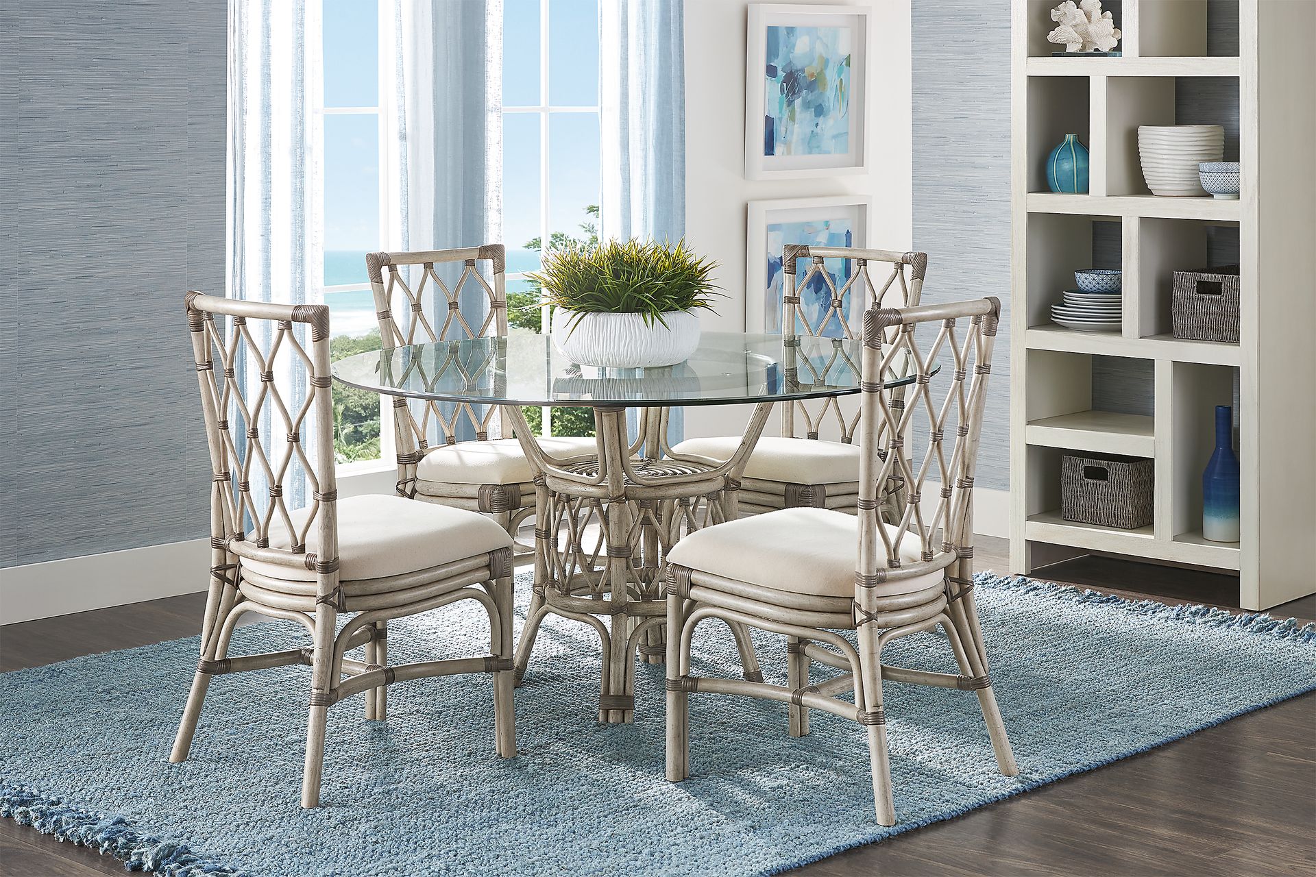 Cypress Cove Gray 5 Pc Round Dining Set - Image 1