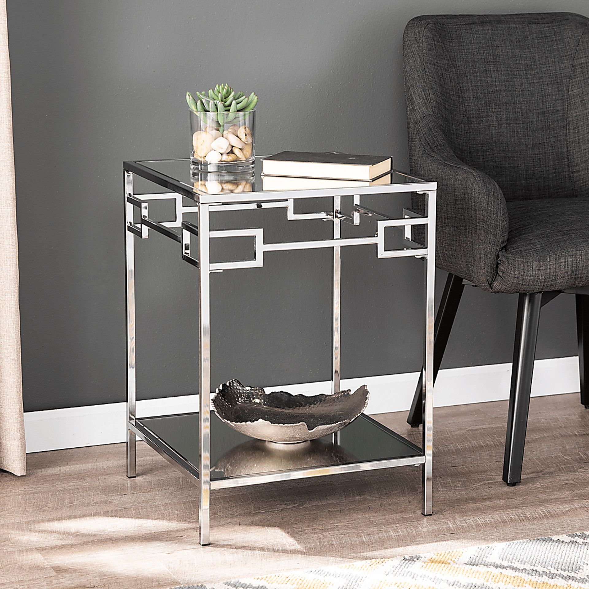 Dalecrest Silver End Table - Image 2