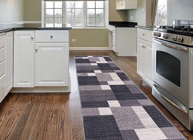 Damalis Gray 2' x 7' Runner Rug - Thumbnail - Image 3