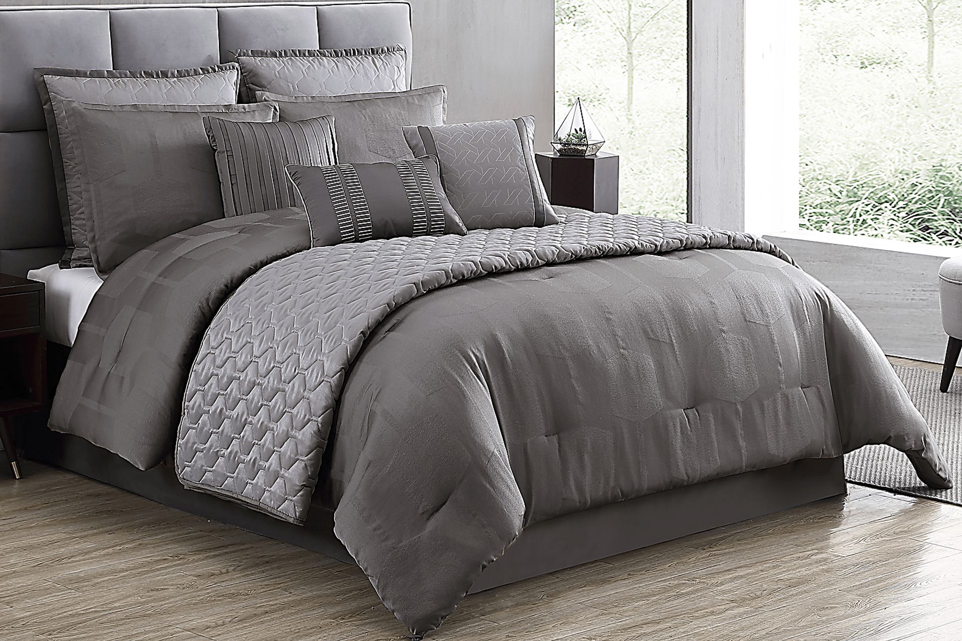 Damuth Gray 10 Pc Queen Comforter Set - Image 2