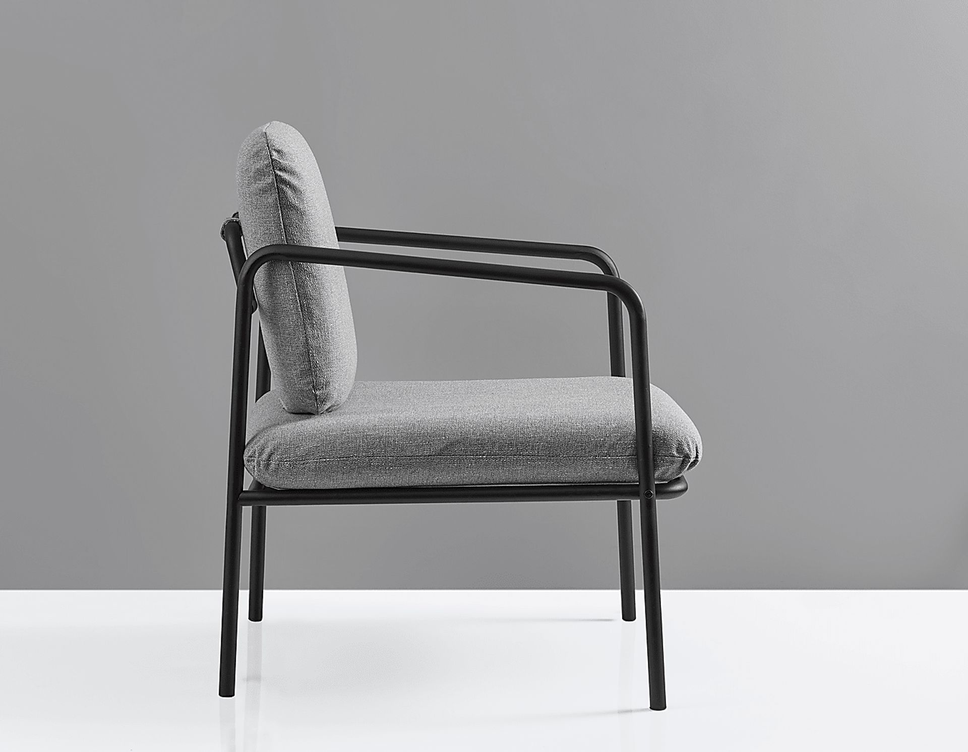 Danbury Way Gray Accent Chair - Image 4