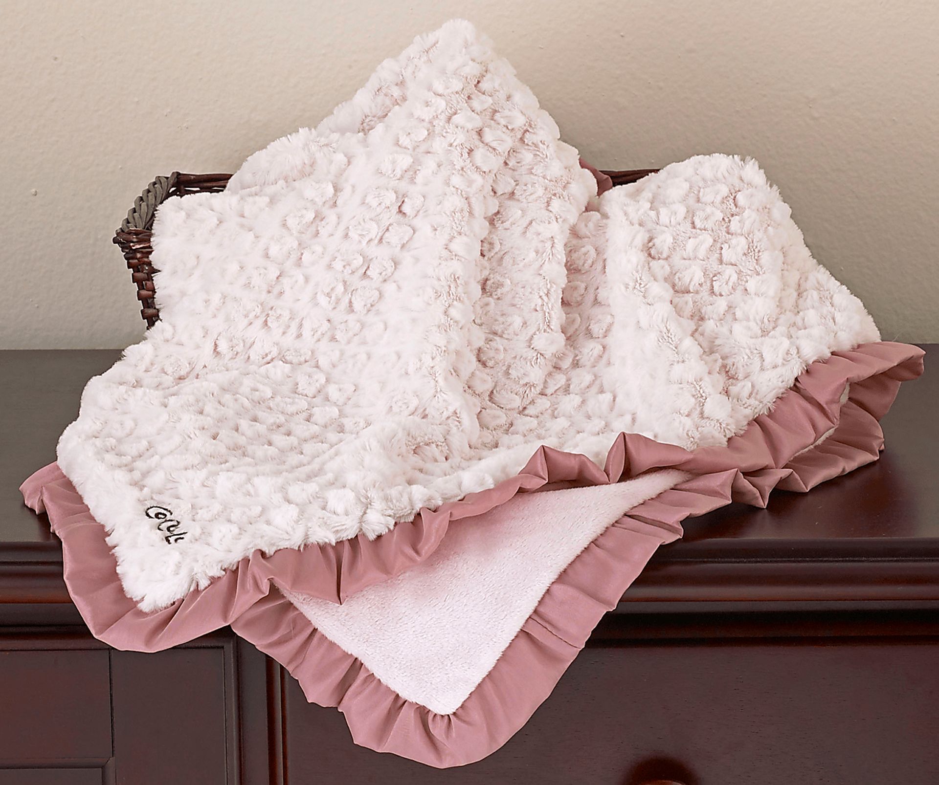 Daniella Diamond Textured Blanket - Image 1