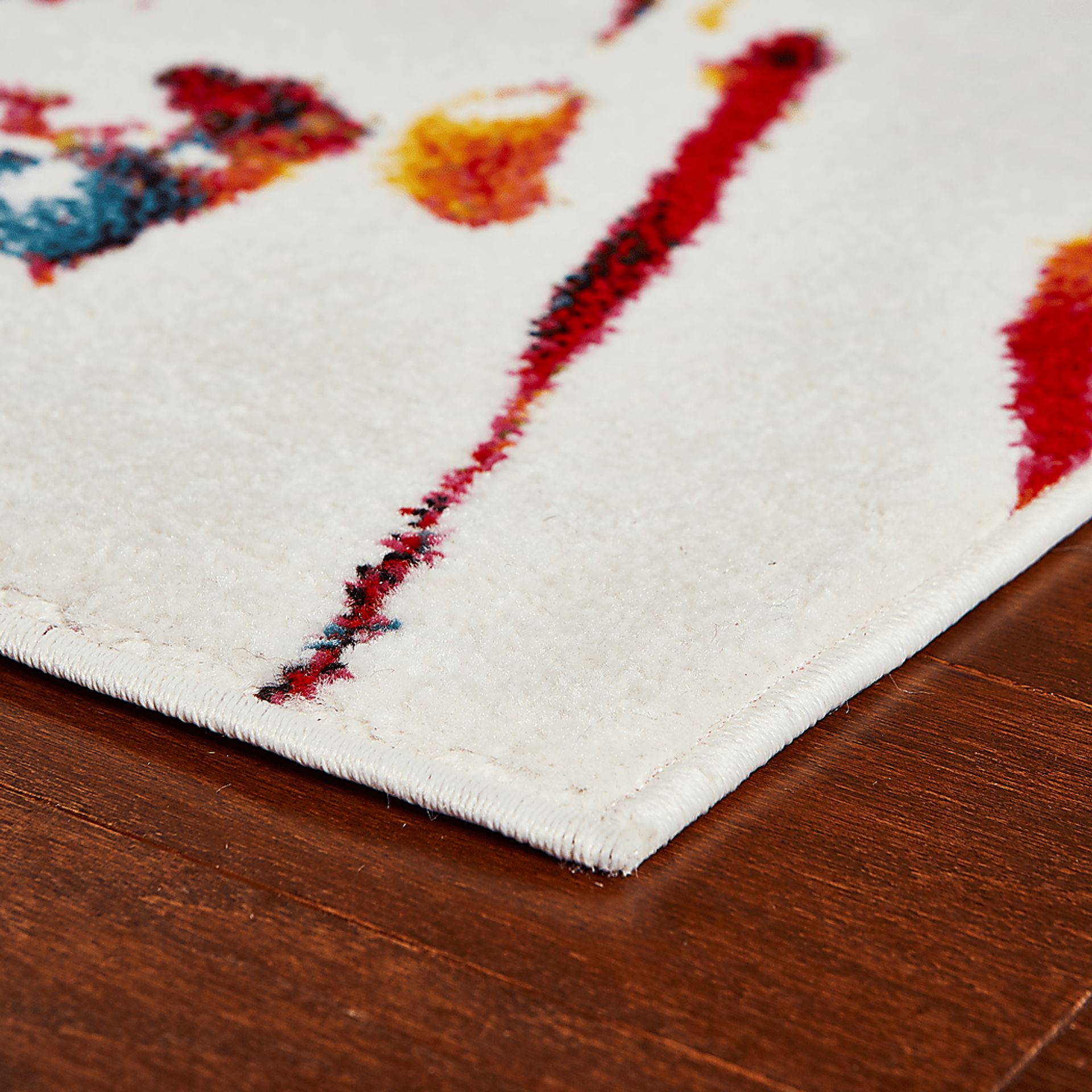 Danveer White 5' x 3' Rug - Image 2
