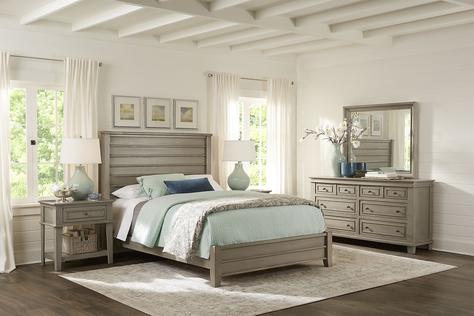 Darby Brook 5 Pc Light Gray King Bedroom Set With Dresser, Mirror, 3 Pc